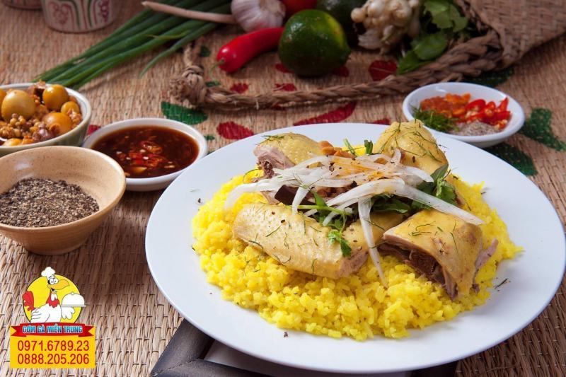 Cơm gà miền trung