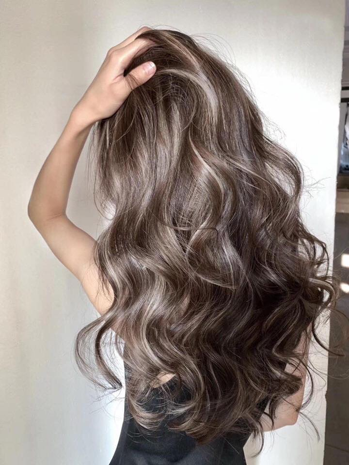 Kiểu tóc mới trẻ trung