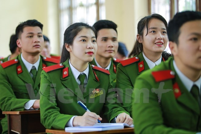 Hoài Thương trong lớp học