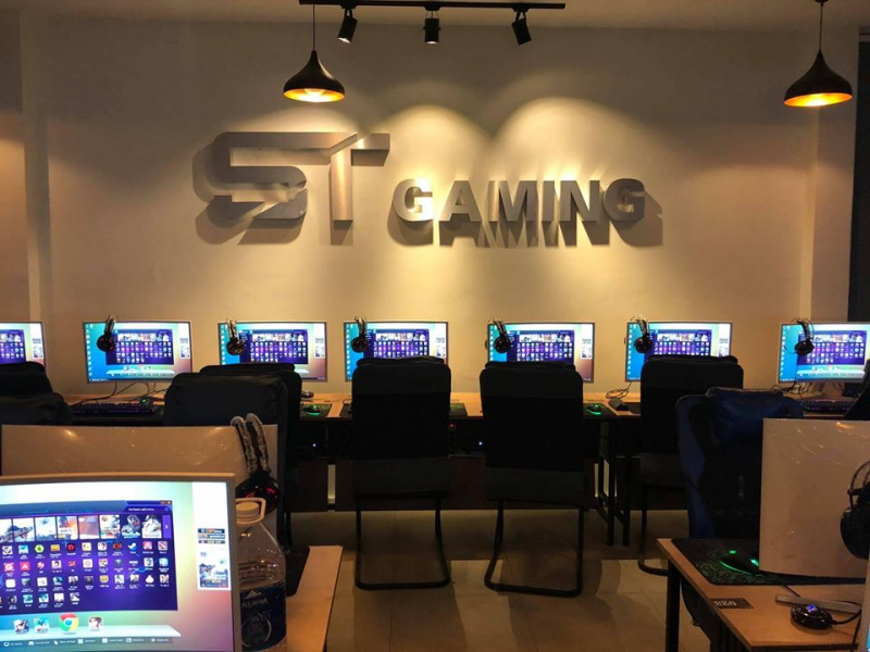 Trò chơi trên sân vận động