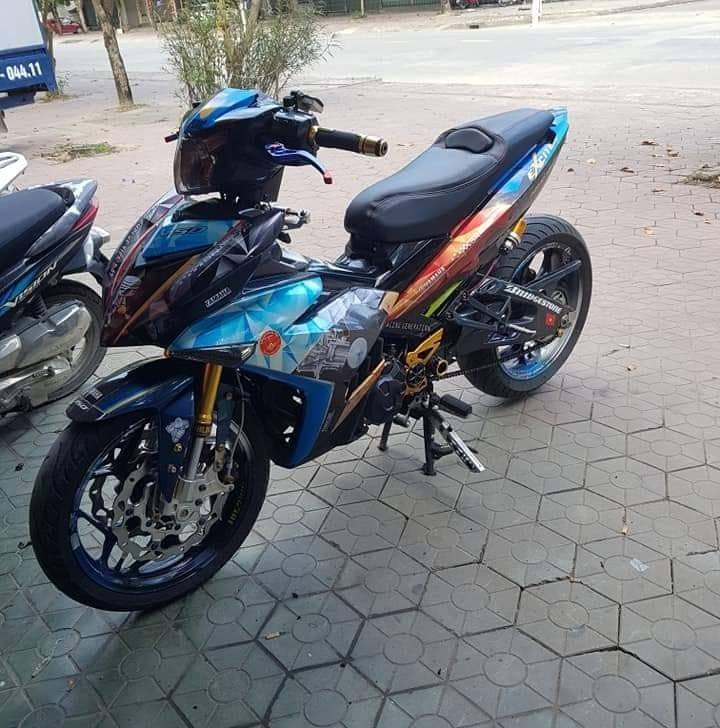 Vạn Ý Decal (Tiến Đạt)